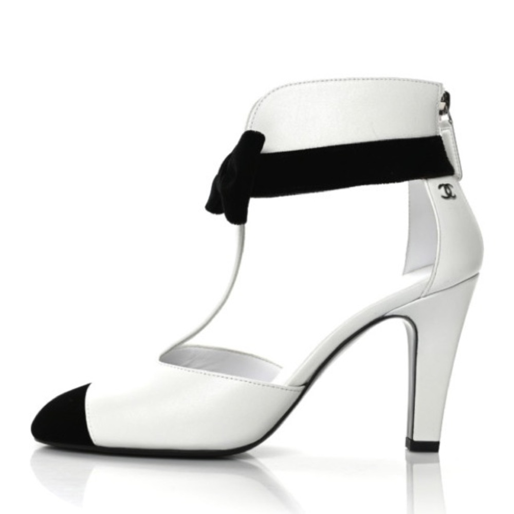 CHANEL 
Lambskin Velvet Cap Toe Bow Pumps  Size 40 - Picture 6 of 12